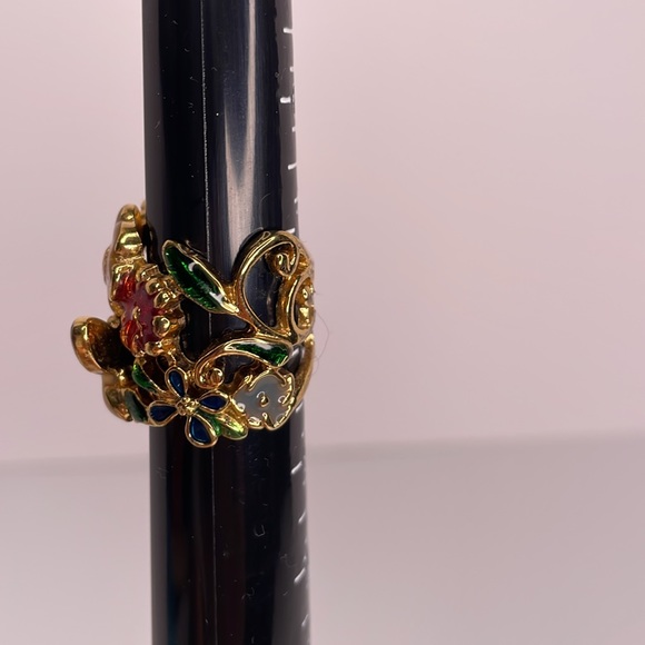 GUESS Ring Gold Tone Butterfly Flowers Enamel Ring - Picture 7 of 8